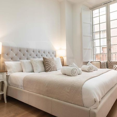 Dreamy Mediterranean Apartment With Parking - Center By Rems มาลากา ภายนอก รูปภาพ