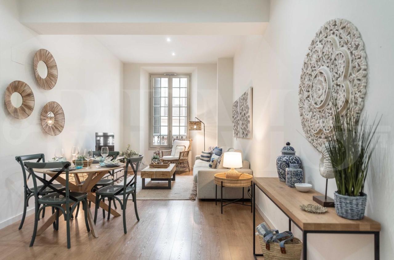Dreamy Mediterranean Apartment With Parking - Center By Rems มาลากา ภายนอก รูปภาพ