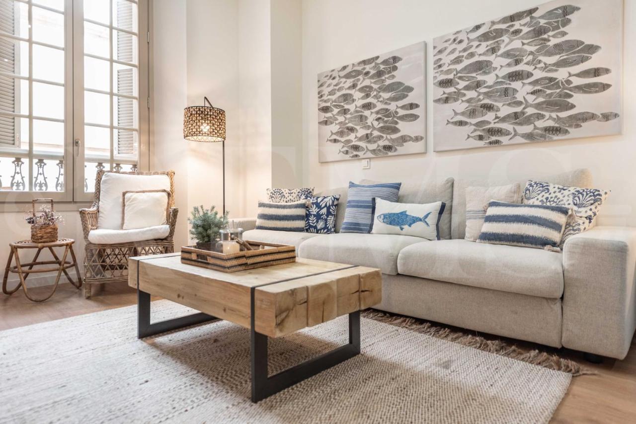 Dreamy Mediterranean Apartment With Parking - Center By Rems มาลากา ภายนอก รูปภาพ